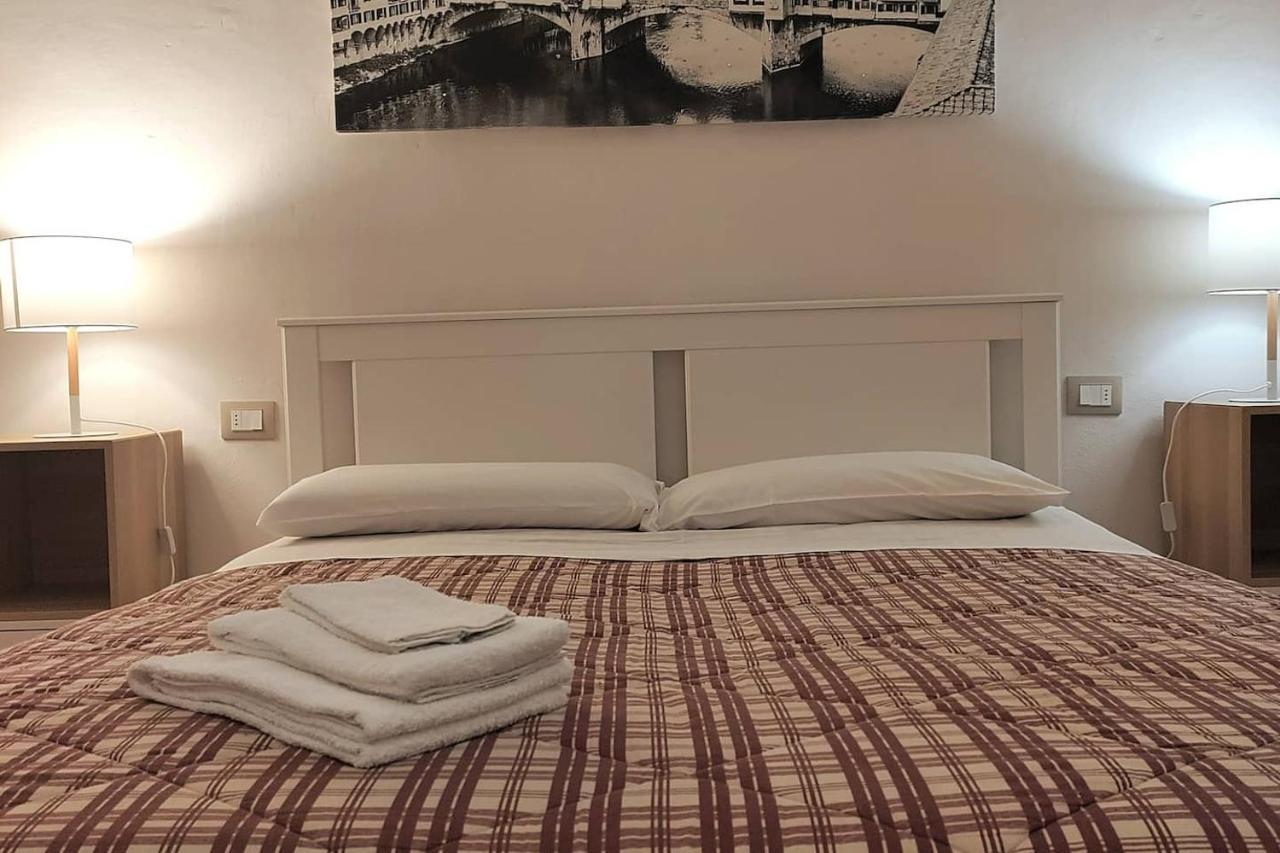 Cozy Apartment Near Ponte Vecchio Florens Exteriör bild